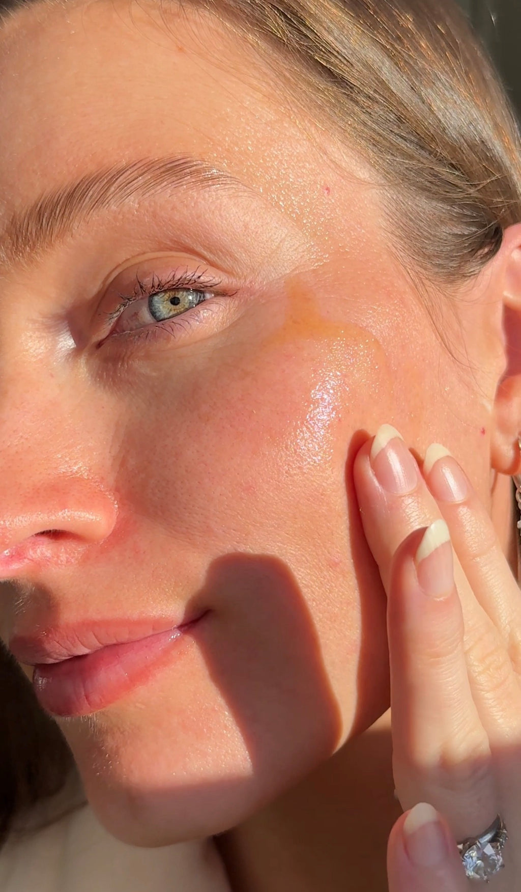 Radiance Boosting Tanning Elixir
